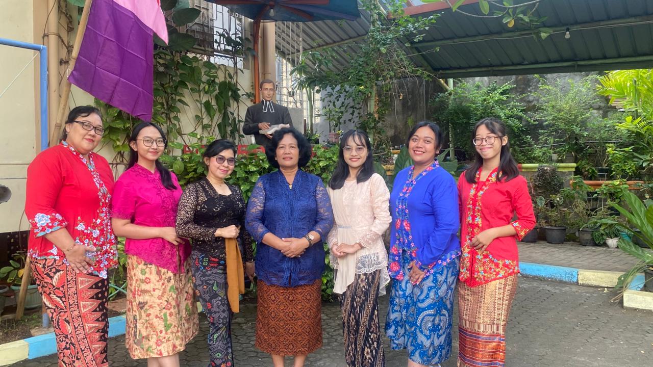 Guru-Guru KB-TK Kebon Dalem 2 yang Penuh Kasih dan Dedikasi